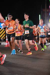 BIB: 22553, 300, 24922, 22615, 21963
                            <button type="button" onclick="openModal(21556063)" class="btn btn-primary btn-sm float-right btn-popup" data-toggle="modal" data-target=".modal-high-quality">
                        <i class="fas fa-shopping-cart"></i> Add to Cart
                    </button>
                                            <button type="button" onclick="isThisMe(21556063, true)" class="btn btn-success btn-sm float-right btn-popup btn-isme hidden" data-toggle="tooltip" data-placement="bottom" title="นี่คือรูปของคุณใช่ไหม คลิกที่นี่เพื่อเอาเข้าอัลบั้ม">
                        <i class="fas fa-plus"></i> Add to album
                    </button>
                    <button type="button" onclick="isThisMe(21556063, false)" class="btn btn-warning btn-sm float-right btn-popup btn-isnotme hidden">
                        <i class="fas fa-ban"></i> Remove from album
                    </button>